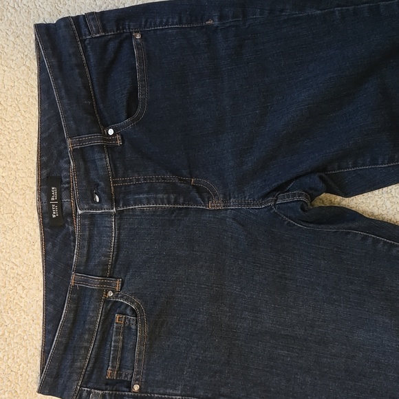 White House Black Market Women's Dark Blue Jeans. EUC - Picture 2 of 6